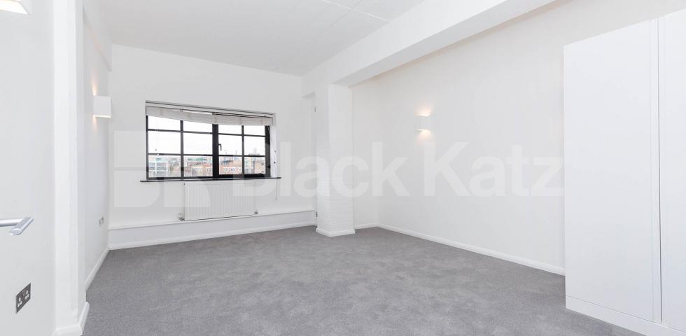 			STUNNING 2 BEDROOM WAREHOUSE APARTMENT, 2 Bedroom, 1 bath, 1 reception Flat			 SPRINGFIELD HOUSE LOFTS-TYSSEN STREET, DALSTON-HAGGERSTON-SHOREDITCH